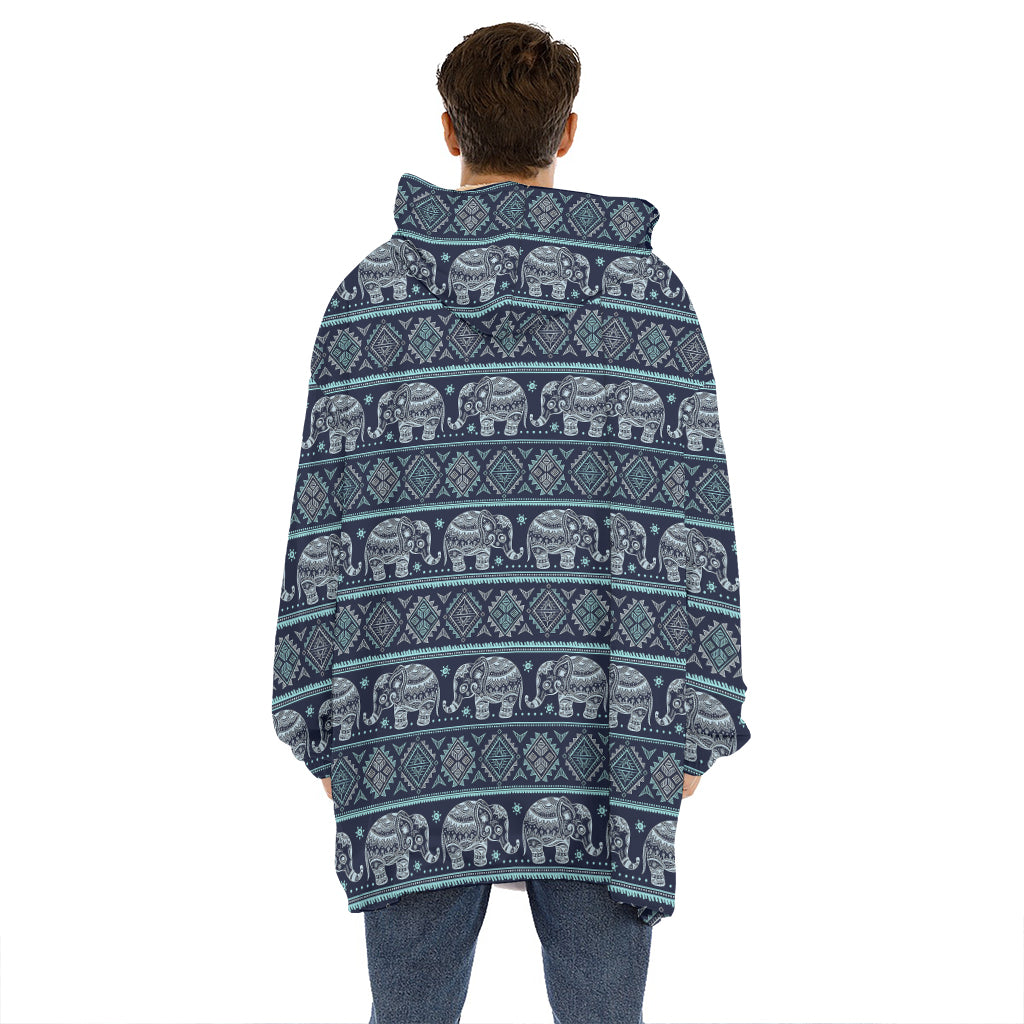 Vintage Indian Tribal Pattern Print Hoodie Blanket