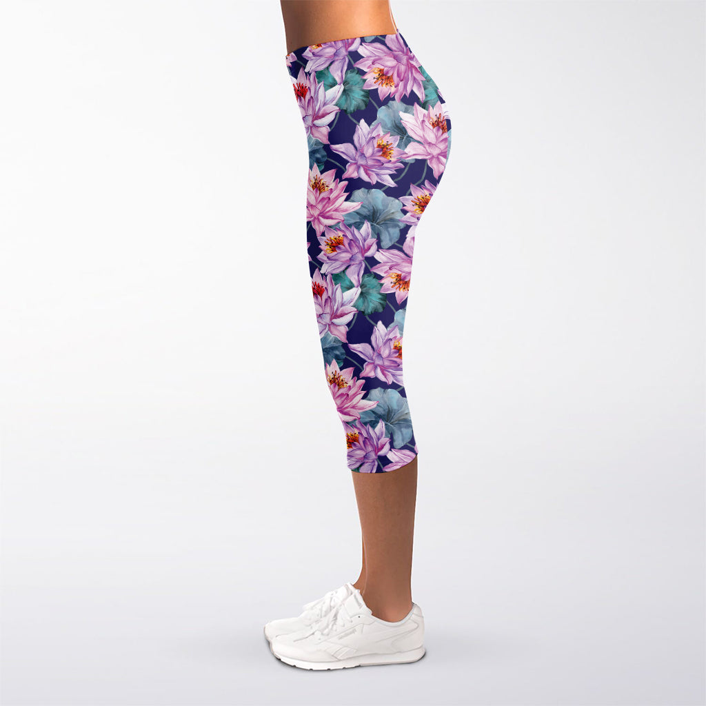 Vintage Lotus Flower Print Women's Capri Leggings