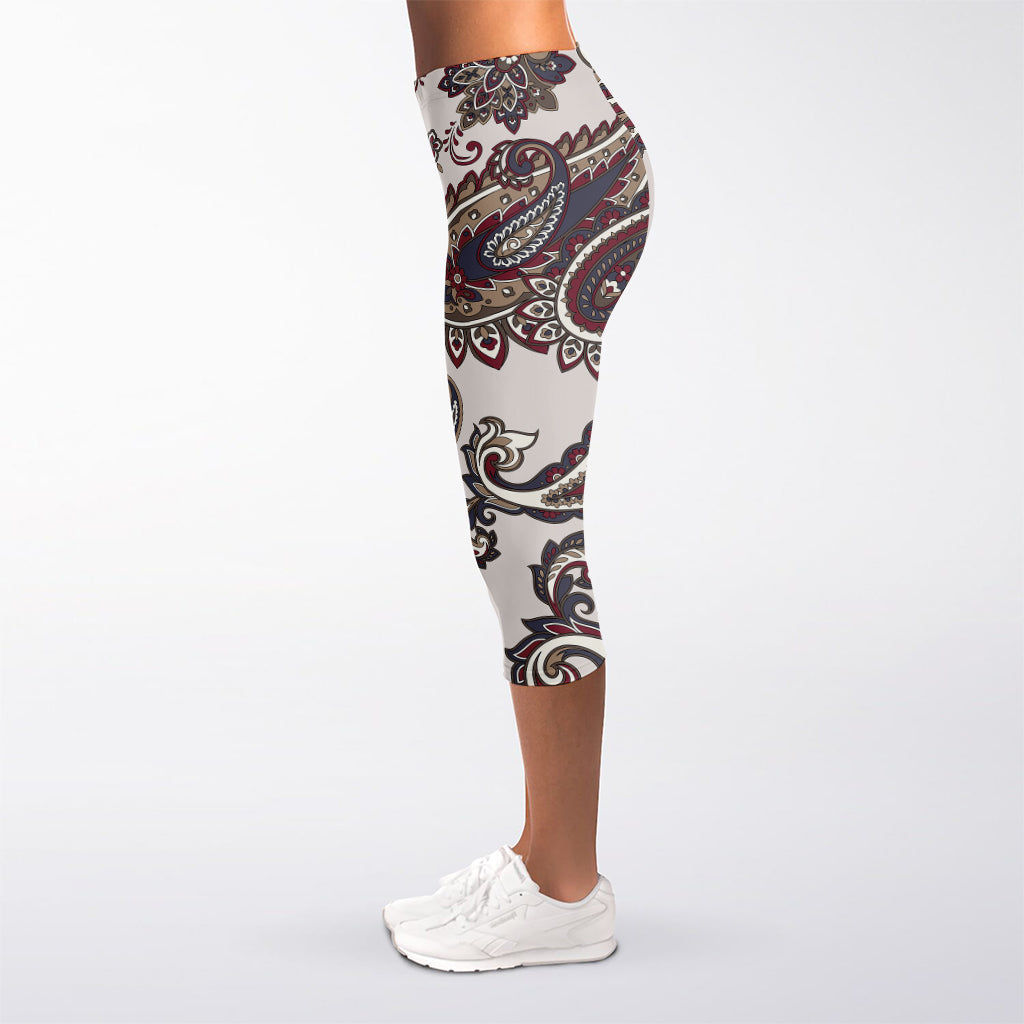 Vintage Paisley Pattern Print Women's Capri Leggings