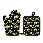 Vintage Plumeria Flower Pattern Print Oven Mitt And Pot Holder Set
