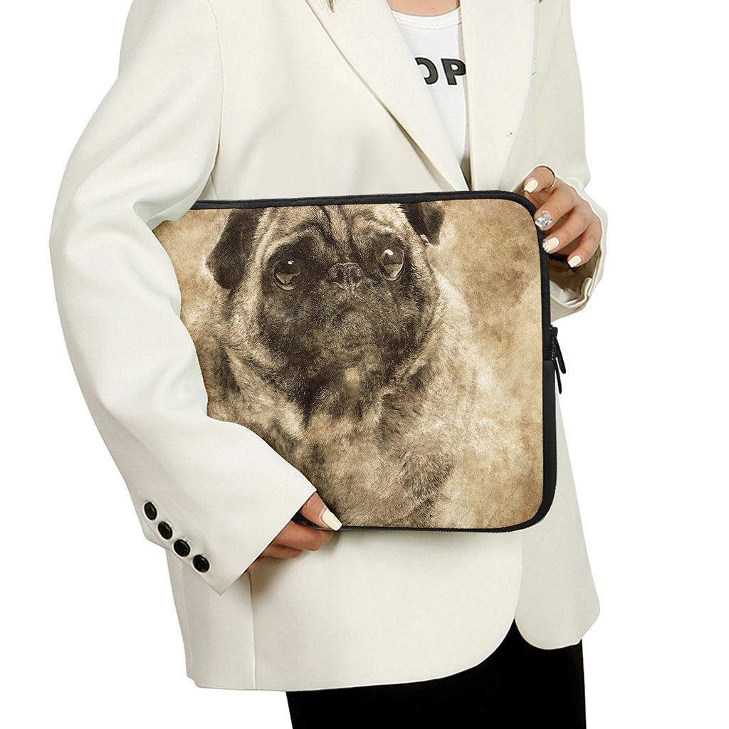 Vintage Pug Portrait Print Laptop Sleeve