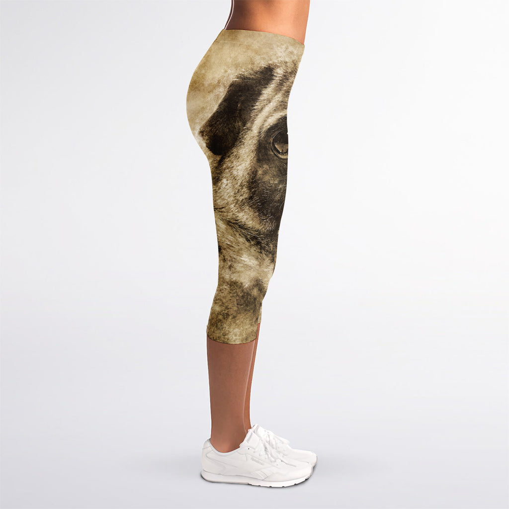Vintage Pug Portrait Print Women's Capri Leggings