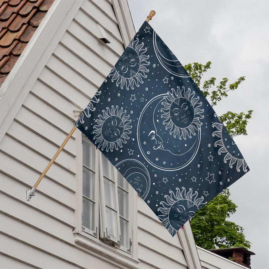 Vintage Sun And Moon Pattern Print House Flag