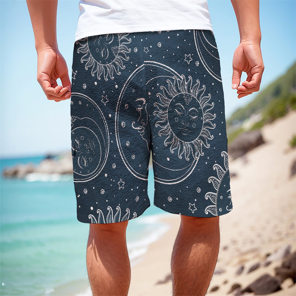 Vintage Sun And Moon Pattern Print Men's Cargo Shorts