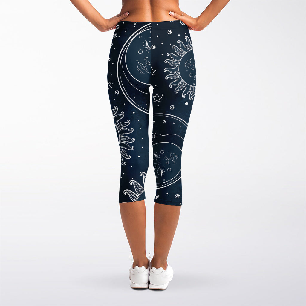 Vintage Sun And Moon Pattern Print Women's Capri Leggings