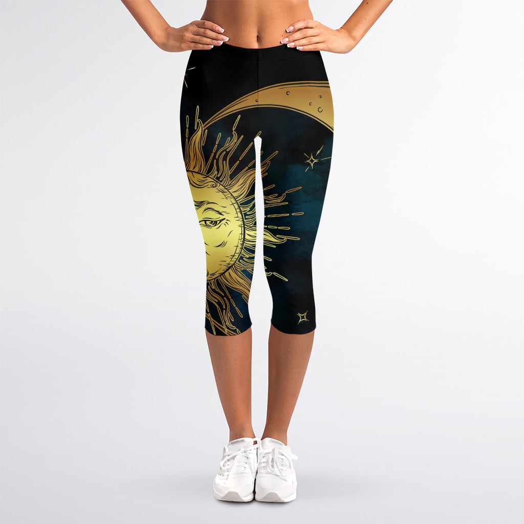 Vintage Sun And Moon Print Women's Capri Leggings