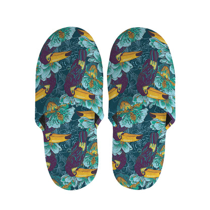 Vintage Toucan Pattern Print Slippers