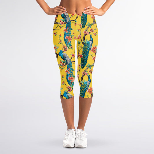 Vintage Watercolor Peacock Print Women's Capri Leggings