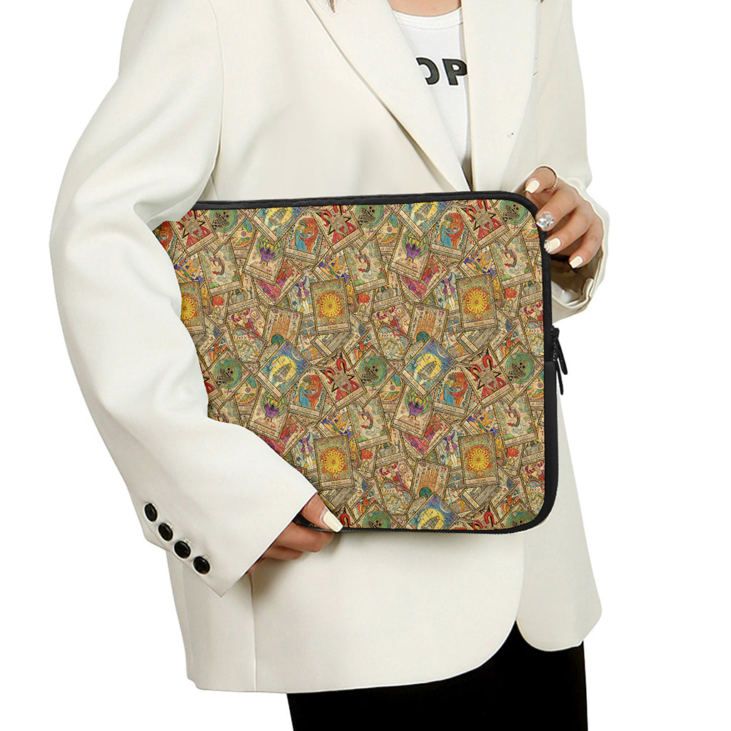 Vintage Wicca Tarot Card Print Laptop Sleeve
