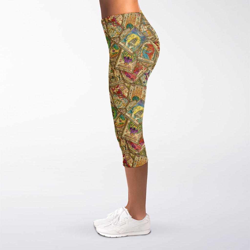 Vintage Wicca Tarot Card Print Women's Capri Leggings