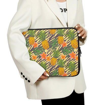 Vintage Zebra Pineapple Pattern Print Laptop Sleeve