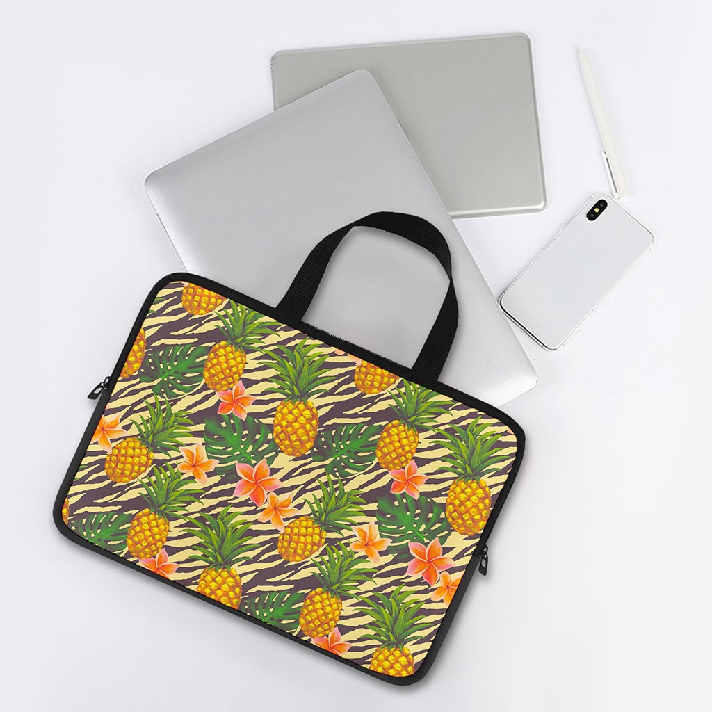 Vintage Zebra Pineapple Pattern Print Laptop Sleeve With Handle