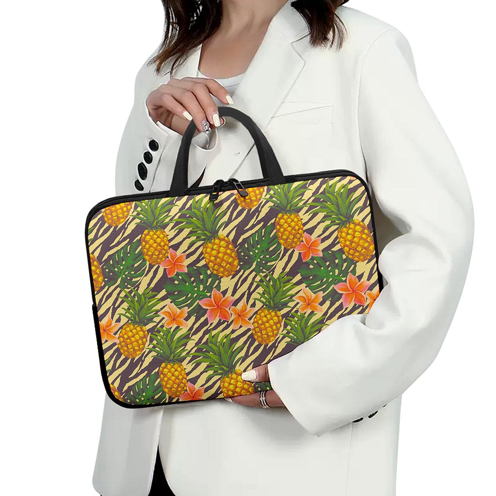 Vintage Zebra Pineapple Pattern Print Laptop Sleeve With Handle