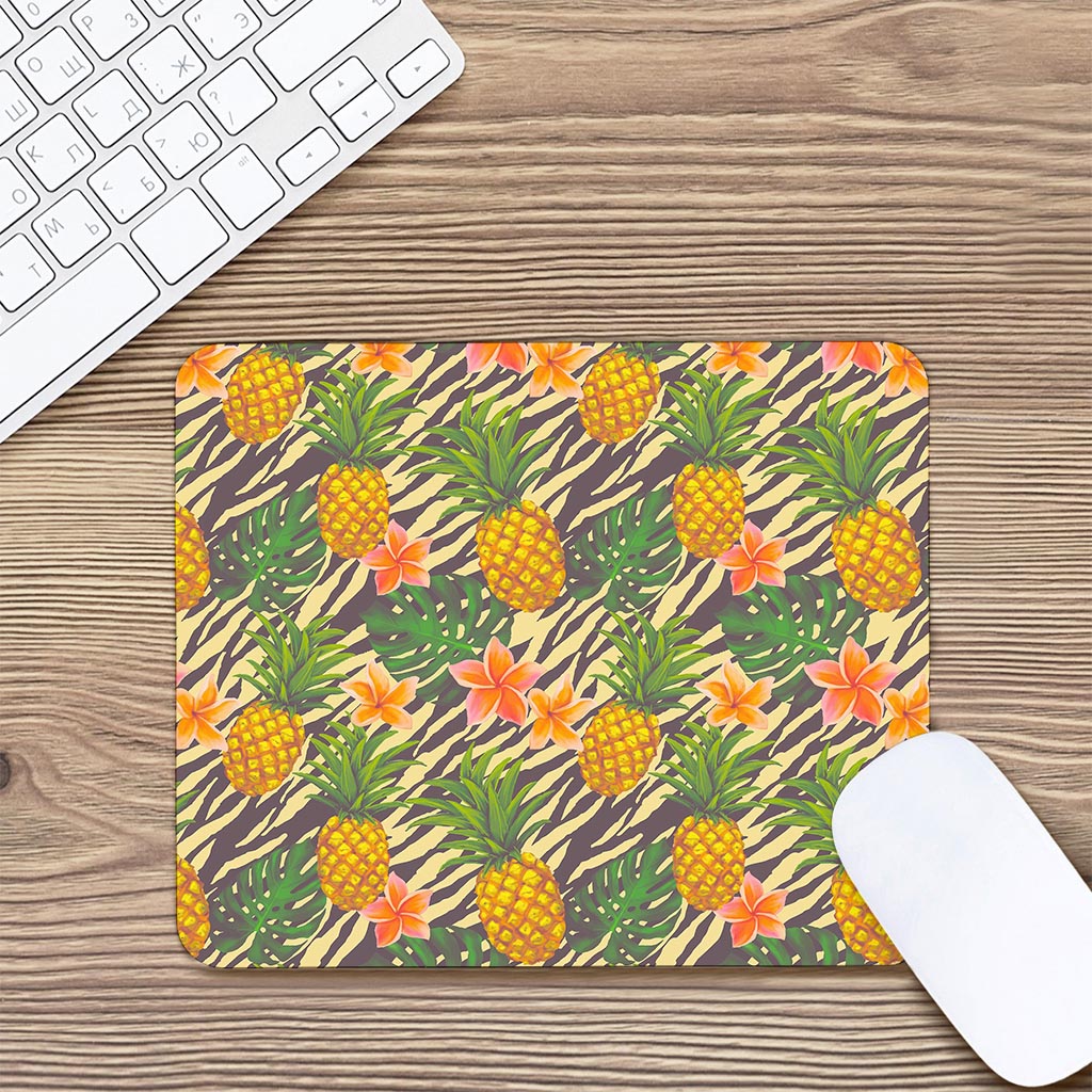 Vintage Zebra Pineapple Pattern Print Mouse Pad