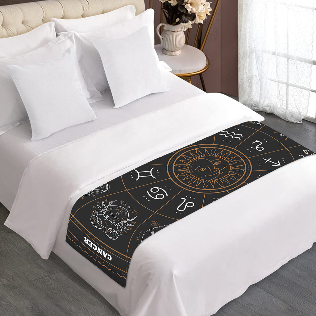 Vintage Zodiac Circle Print Bed Runner