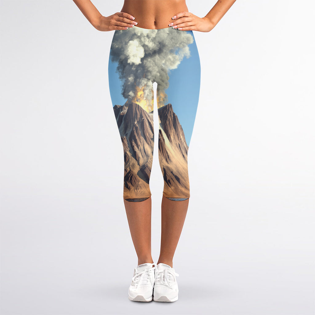 Volcanic Mountain Print Women's Capri Leggings