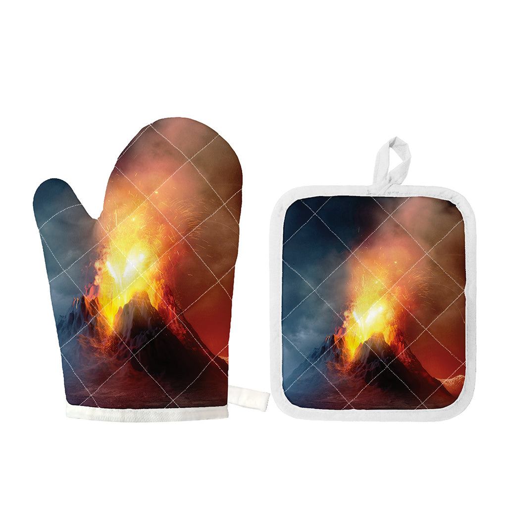 Volcano Eruption Print Oven Mitt And Pot Holder Set