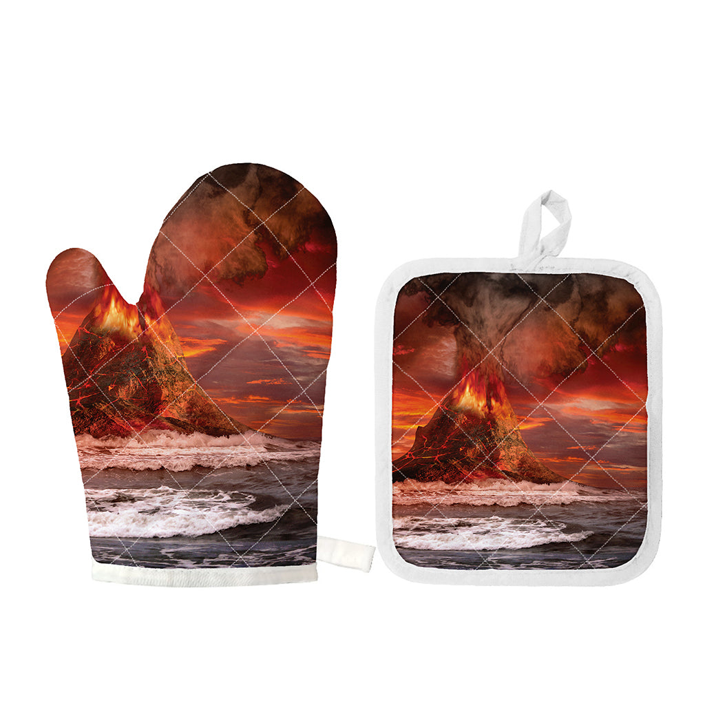 Volcano On The Sea Print Oven Mitt And Pot Holder Set