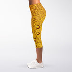 Water Drops On Beer Print Women's Capri Leggings
