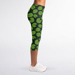 Water Lily Pads Pattern Print Women's Capri Leggings