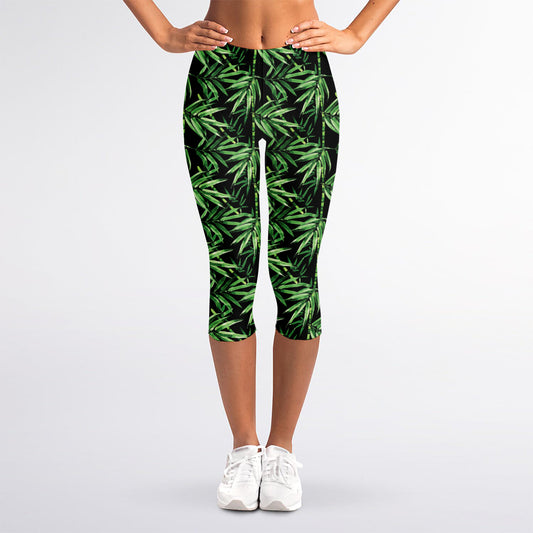 Watercolor Bamboo Pattern Print Women's Capri Leggings