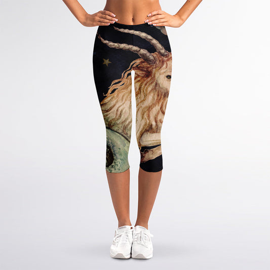 Watercolor Capricorn Zodiac Sign Print Women's Capri Leggings