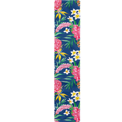 Watercolor Chrysanthemum Pattern Print Table Runner