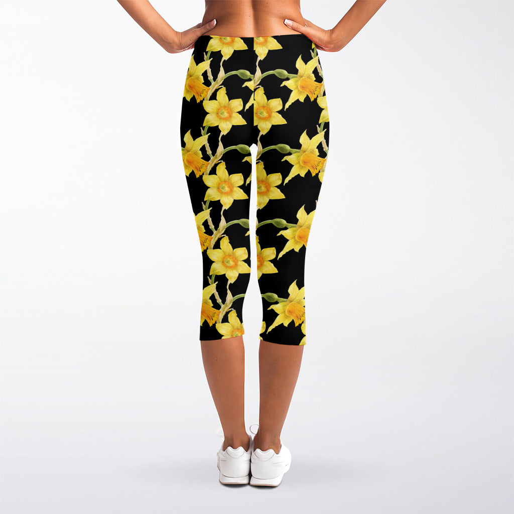 Watercolor Daffodil Flower Pattern Print Women's Capri Leggings