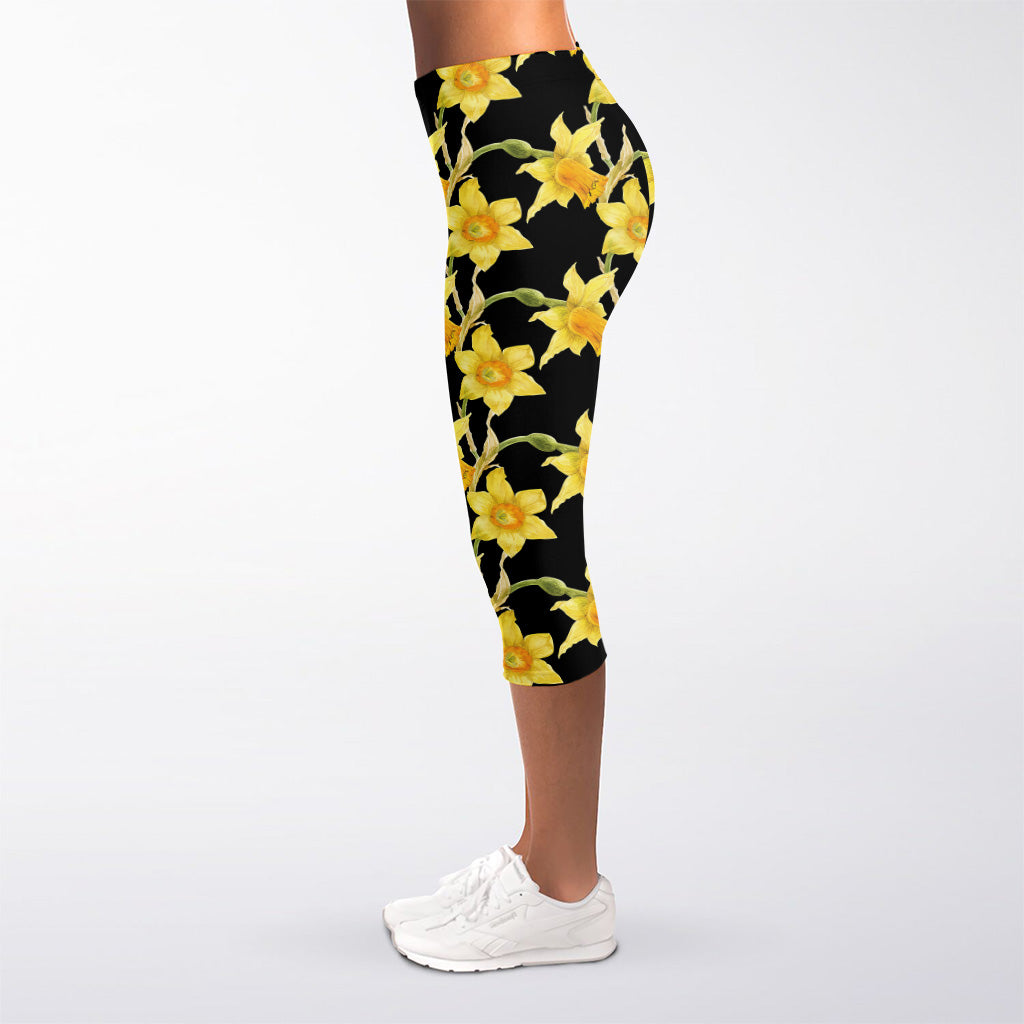 Watercolor Daffodil Flower Pattern Print Women's Capri Leggings