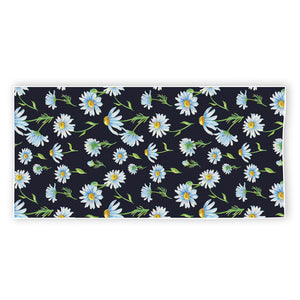 Watercolor Daisy Floral Pattern Print Beach Towel