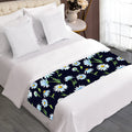 Watercolor Daisy Floral Pattern Print Bed Runner
