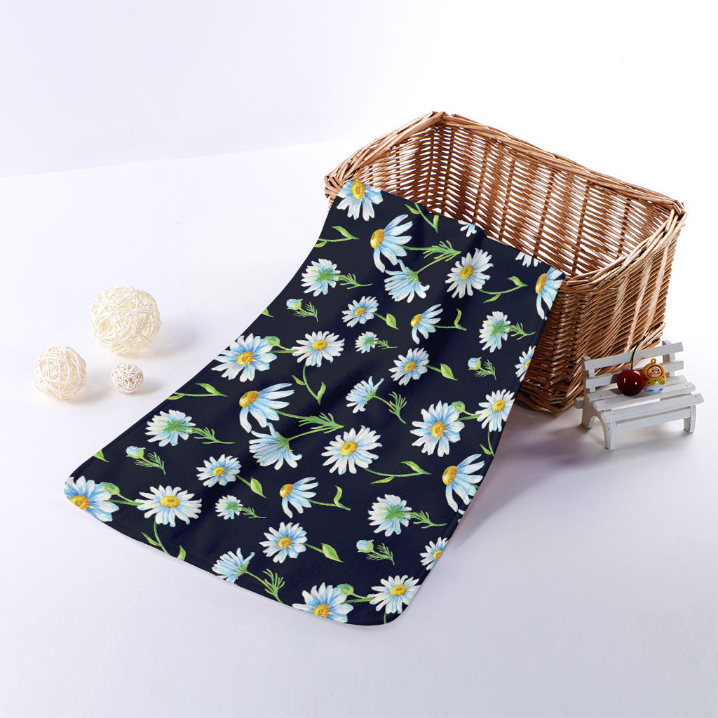 Watercolor Daisy Floral Pattern Print Towel