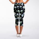 Watercolor Daisy Floral Pattern Print Women's Capri Leggings