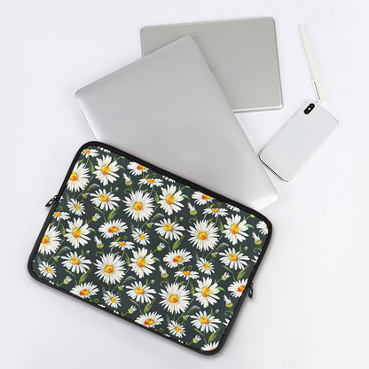 Watercolor Daisy Flower Pattern Print Laptop Sleeve