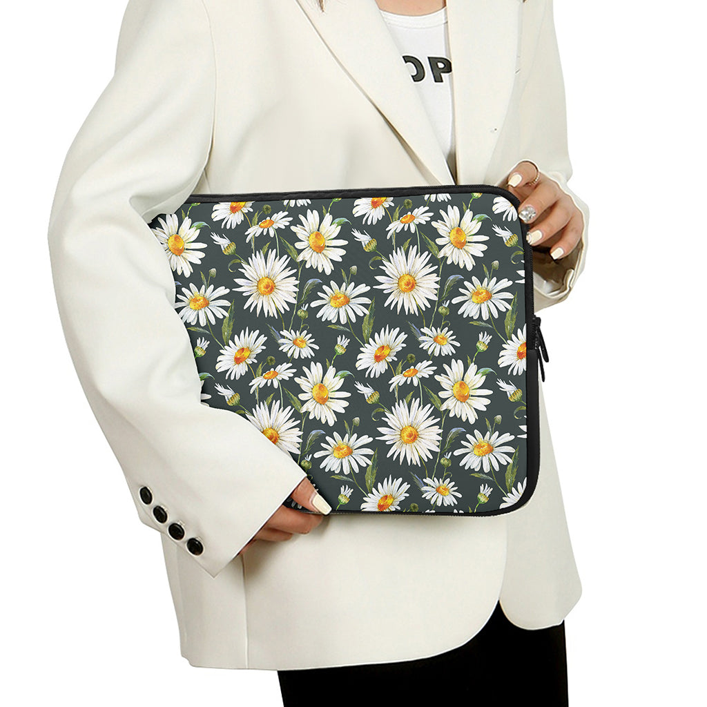 Watercolor Daisy Flower Pattern Print Laptop Sleeve