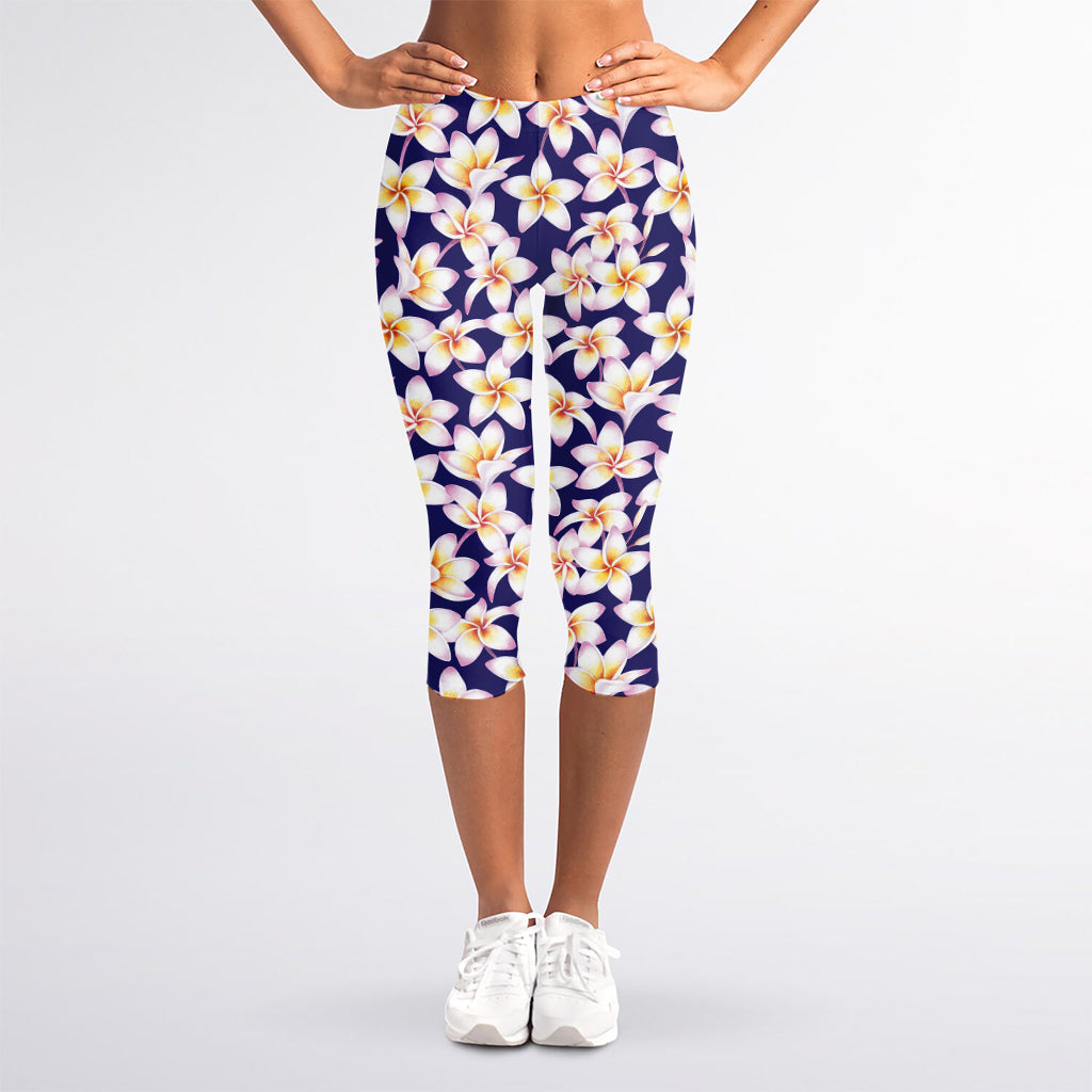 Watercolor Frangipani Flower Print Women's Capri Leggings