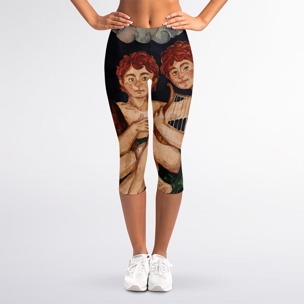 Watercolor Gemini Zodiac Sign Print Women's Capri Leggings