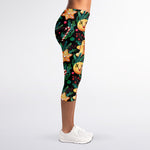 Watercolor Gingerbread Pattern Print Women's Capri Leggings