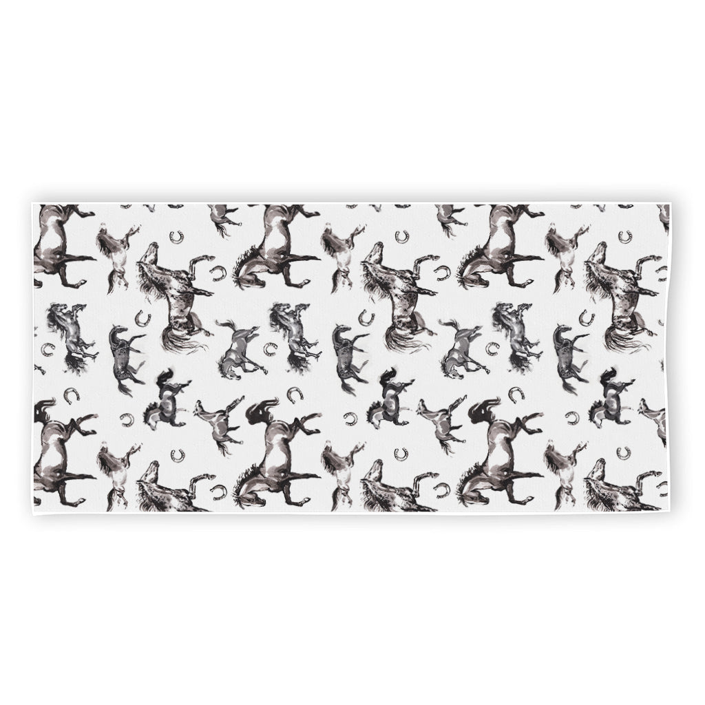 Watercolor Horse Pattern Print Beach Towel
