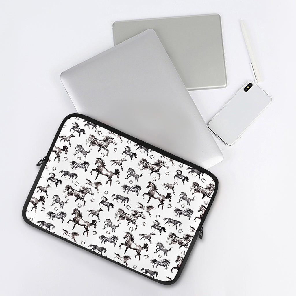 Watercolor Horse Pattern Print Laptop Sleeve