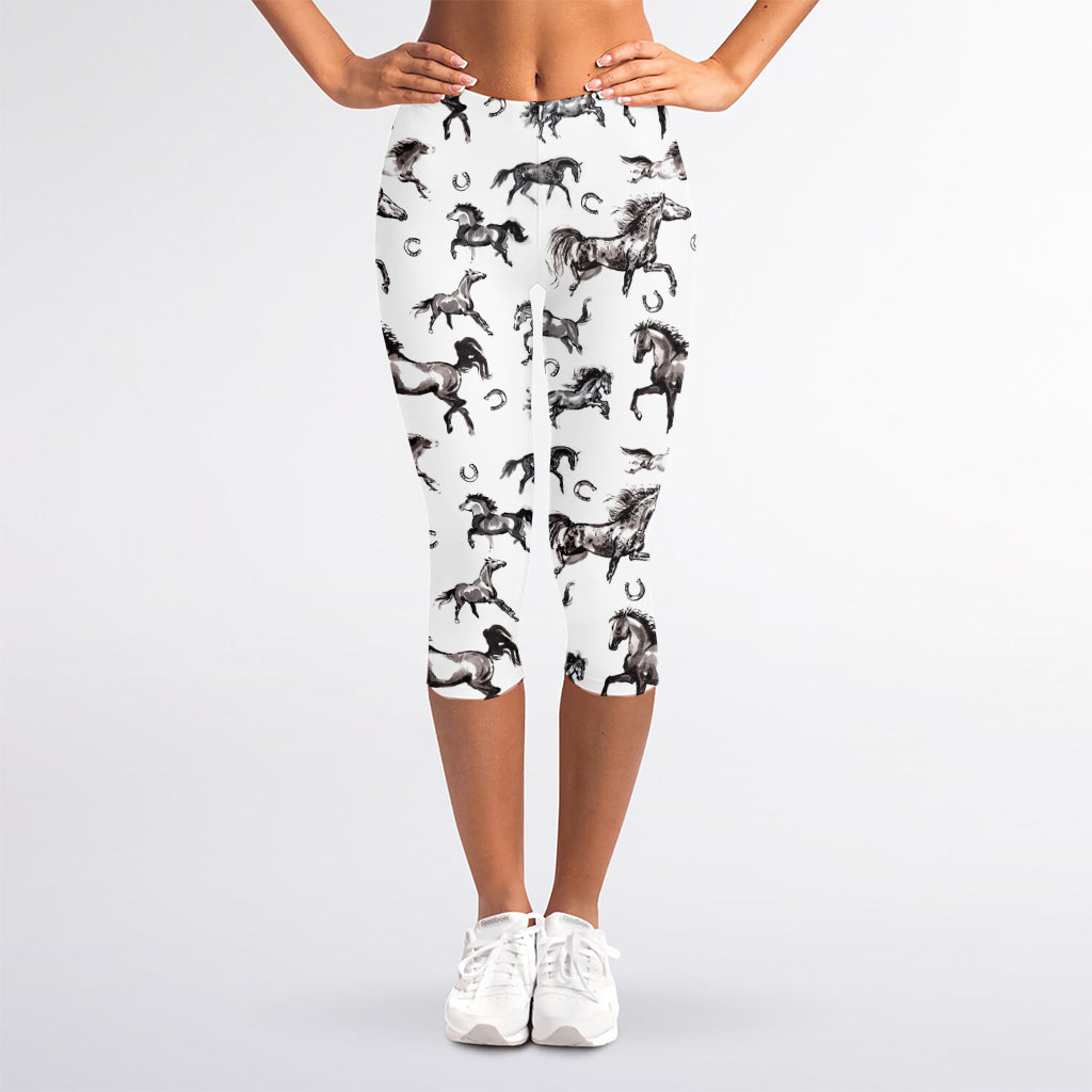 Watercolor Horse Pattern Print Women's Capri Leggings