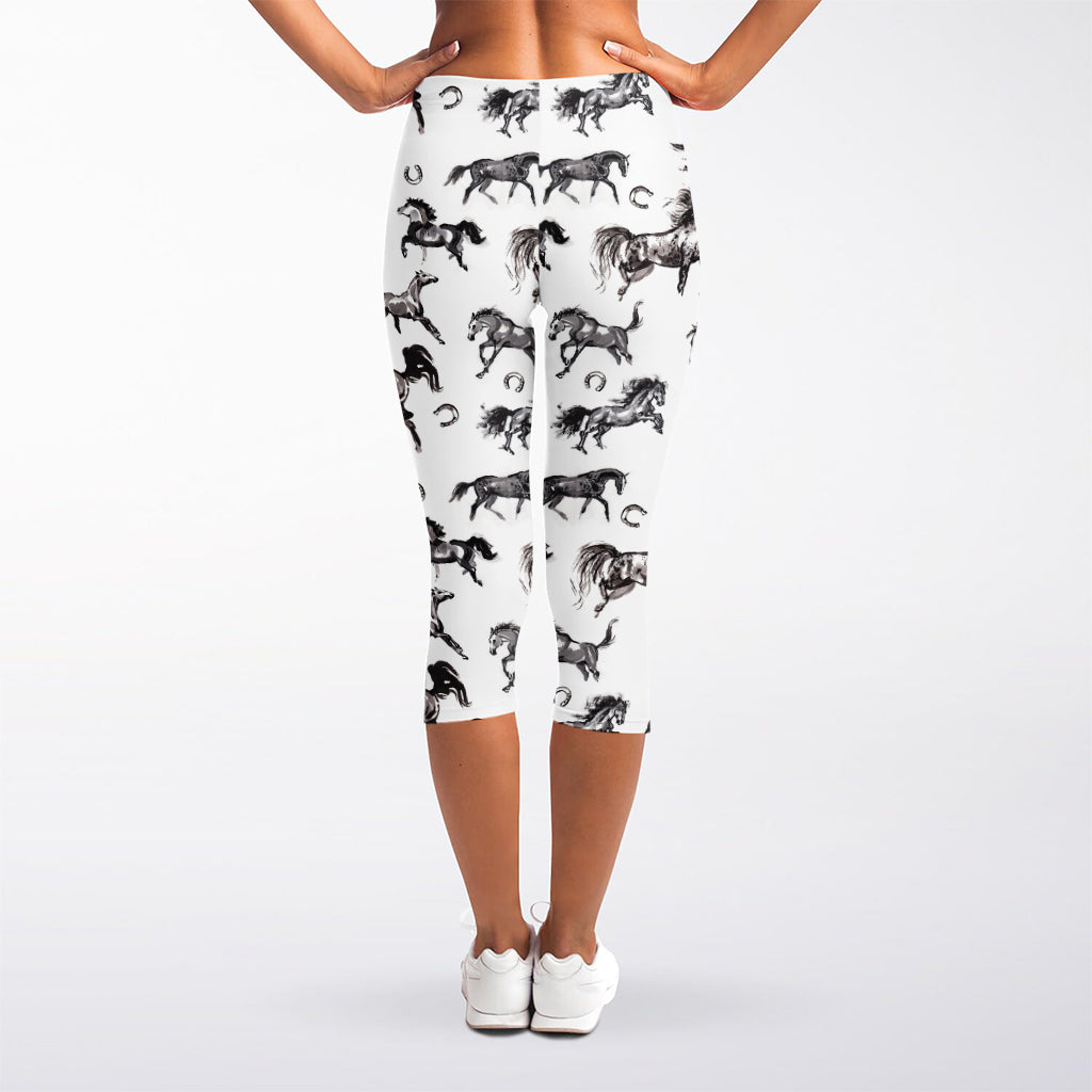 Watercolor Horse Pattern Print Women's Capri Leggings