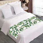 Watercolor Ivy Leaf Pattern Print Bed Runner