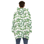 Watercolor Ivy Leaf Pattern Print Hoodie Blanket