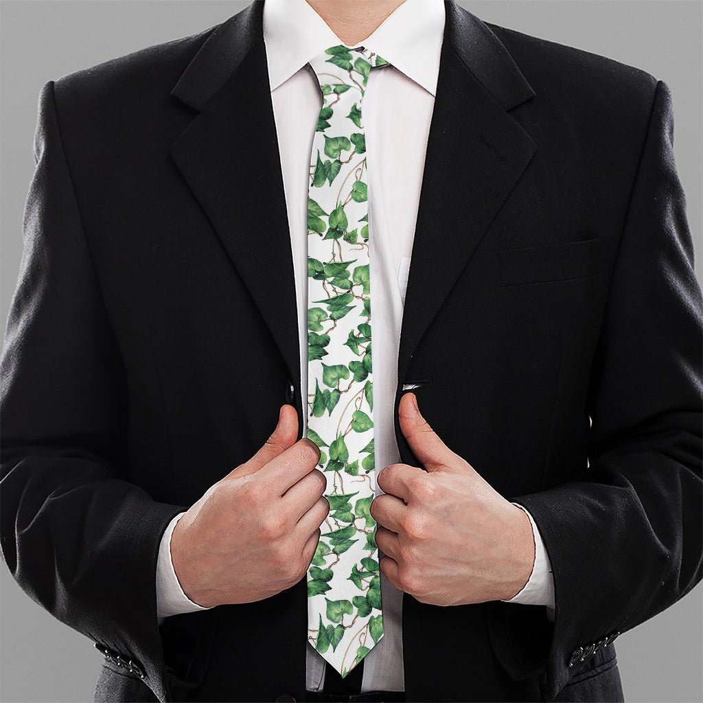 Watercolor Ivy Leaf Pattern Print Necktie