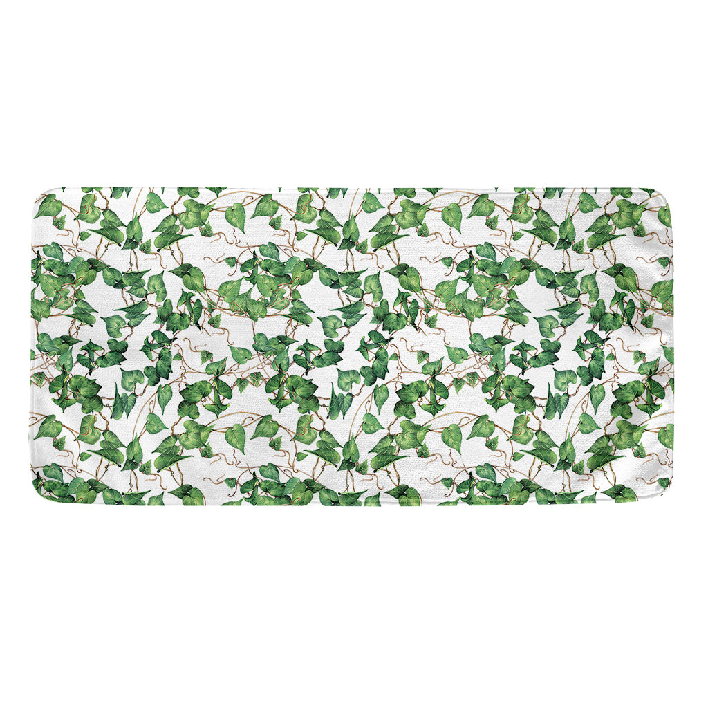 Watercolor Ivy Leaf Pattern Print Towel