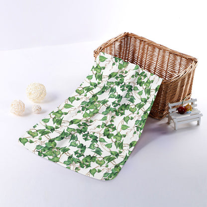 Watercolor Ivy Leaf Pattern Print Towel