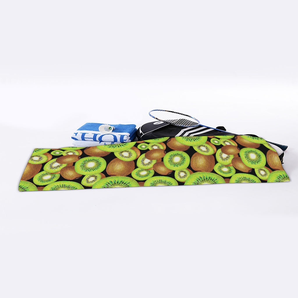 Watercolor Kiwi Pattern Print Sports Towel