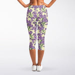 Watercolor Lavender Pattern Print Women's Capri Leggings