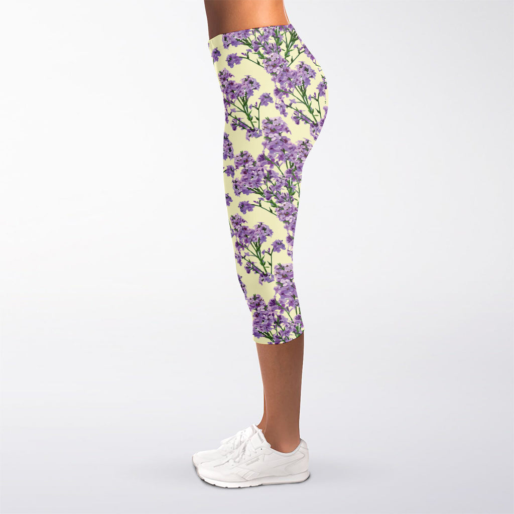 Watercolor Lavender Pattern Print Women's Capri Leggings
